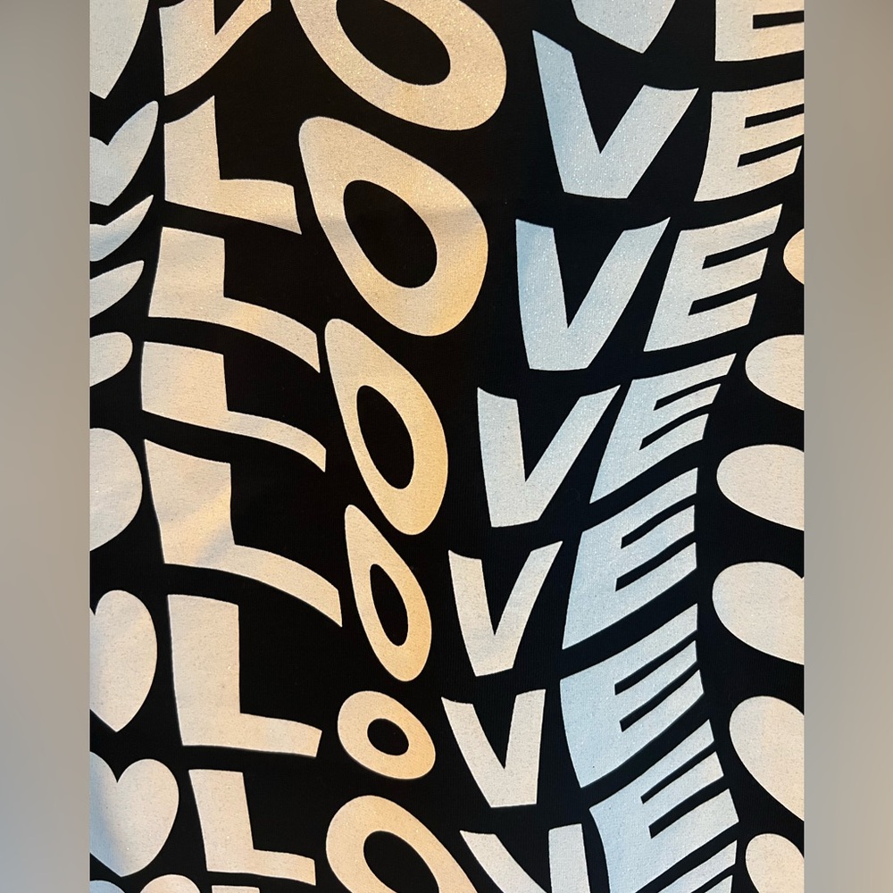 LOVE MOSCHINO Printed Hearts Tshirt 40 IT 4-6 NWT Black/White Short Sleeve Shirt - Picture 8 of 11